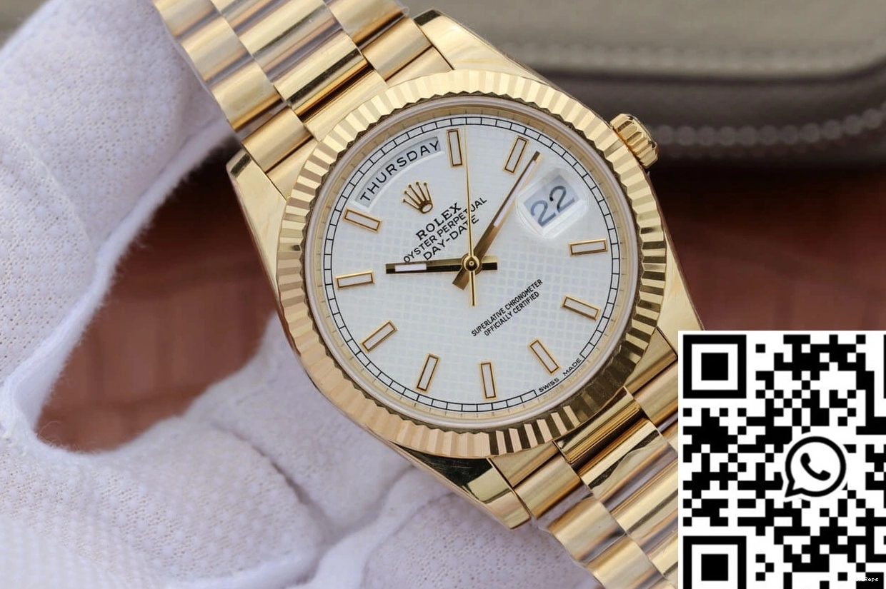 EW Dial Rolex M228238-0008 Factory Silver Day-Date 1006